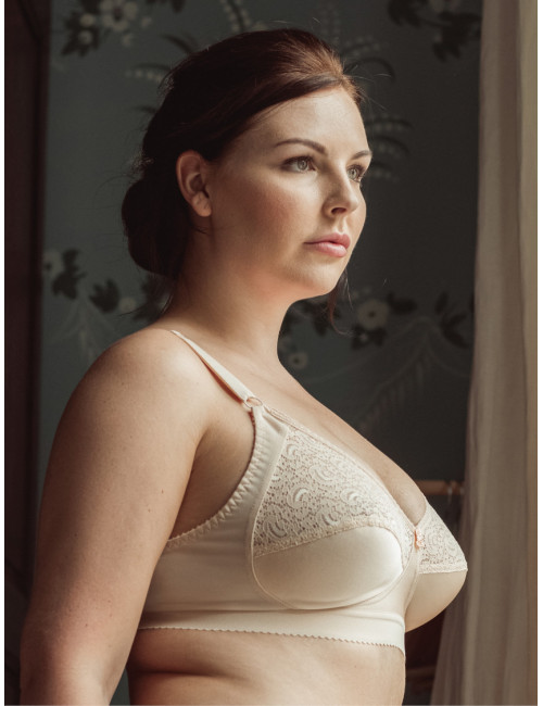 Soutien-gorge sans armature à basque 3228