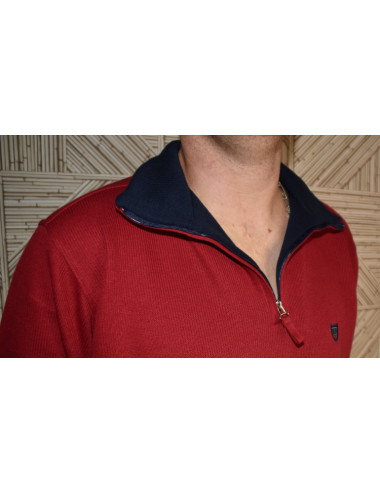 pull camionneur rouge Yachting Club