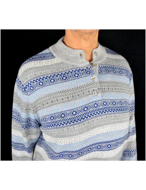 Pull acrylique col montant à motif jacquard